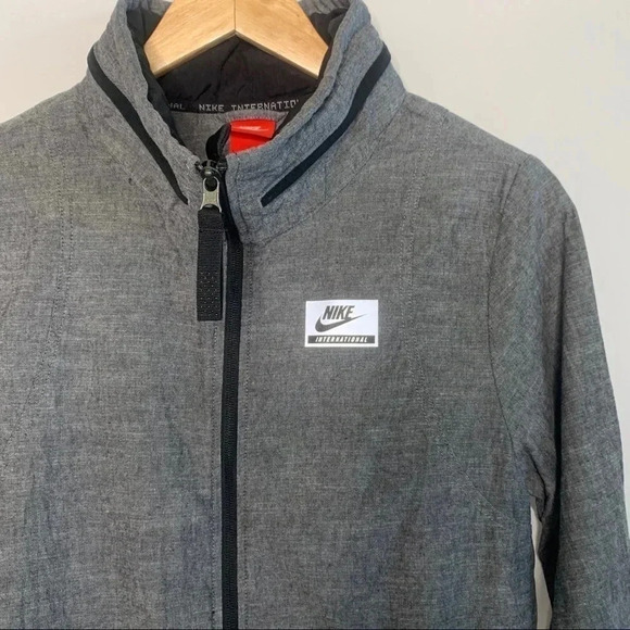 Nike International Gray Zip Up Jacket Size Small - Picture 10 of 15